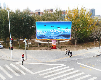 大余户外大屏广告投放要点。