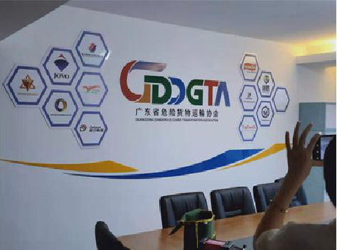  大余公司走廊文化墙如何设计布置？